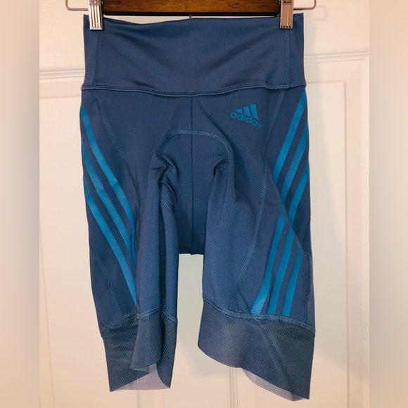 Adidas cycling shorts (S)